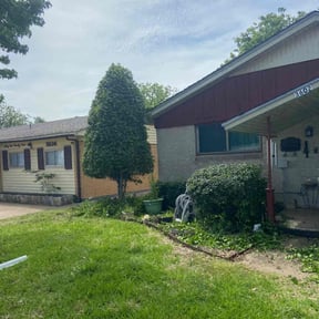 Bush Trimming by Pecina lawn service reviewed on August 20, 2025