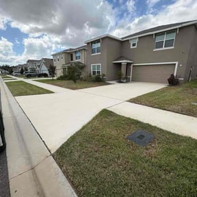 grass maintenance by Exquisite Lawn Care &amp; Snow Removal reviewed on May 25, 2022