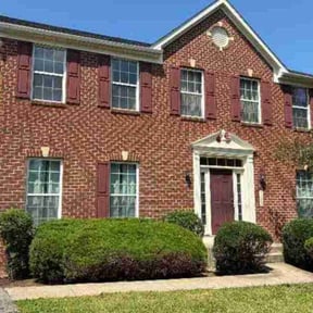 Bush Trimming by Just us landscaping LLC reviewed on October 21, 2025