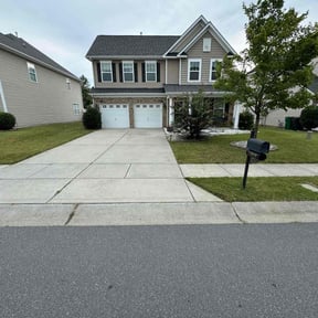 yard work by First Responders Lawn and Landscape LLC reviewed on April 15, 2025