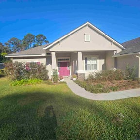 Bush Trimming by Kleen Kutz reviewed on November 20, 2025