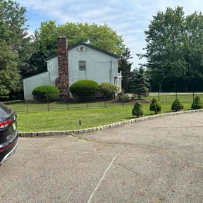 landscaping services by Mayer's Lawns reviewed on July 9, 2023