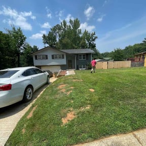 Bush Trimming by Vazquez landscaping reviewed on August 15, 2025