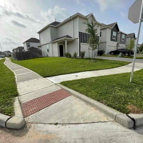 yard maintenance by Eco Landscape &amp; Design reviewed on December 13, 2025