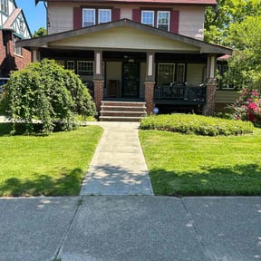 yard maintenance by Full Circle Lawn & Landscape reviewed on August 15, 2025