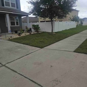 turf maintenance by Y.A.Y Landscaping reviewed on August 16, 2025