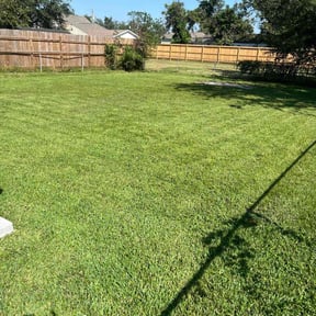 landscaping services by Rod Lawn Service reviewed on August 16, 2025