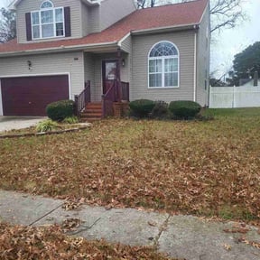 Bush Trimming by Untouchables Landscaping Services LLC reviewed on December 9, 2025