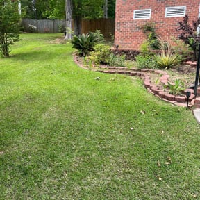 grass maintenance by ShiftChange LLC Lawn Service reviewed on August 21, 2025