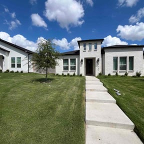 yard care by NIC LAWN SERVICES reviewed on December 18, 2025