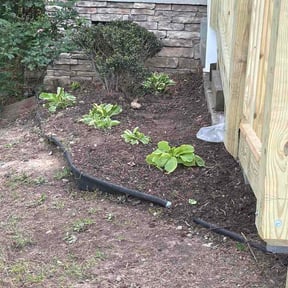 Flower Bed Weeding by Advance Cutter Lawn Maintenance reviewed on April 8, 2026