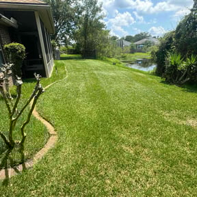 landscape maintenance by Lockwood Lawn Maintenance reviewed on December 31, 2025