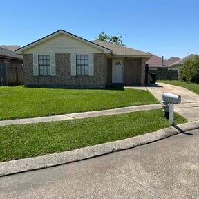 lawn maintenance by Lush Lawns reviewed on July 26, 2025