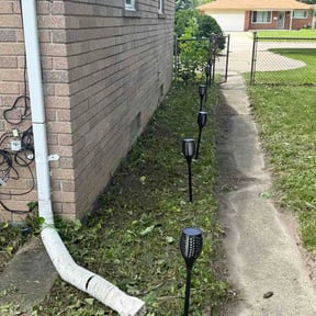 Flower Bed Weeding by Niks lawncare reviewed on June 22, 2026