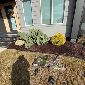 Mulching by Emerald coast lawn care reviewed on December 5, 2025