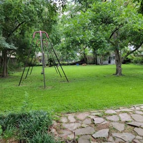 landscape maintenance by Jacob Goldstone reviewed on November 21, 2025