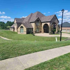 landscaping by Neat &amp; Complete Services reviewed on December 3, 2025