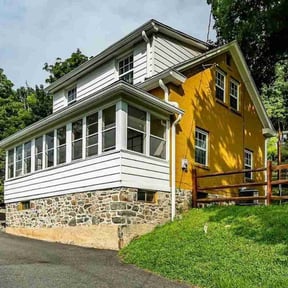 residential landscaping by Legacy Lawn care reviewed on August 21, 2025