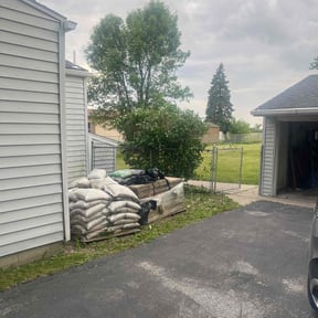 Bush Trimming by Washington's No Limit Lawn &amp; Garden reviewed on August 19, 2025