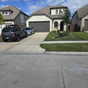 yard care by Home Endeavors LLC reviewed on August 21, 2025