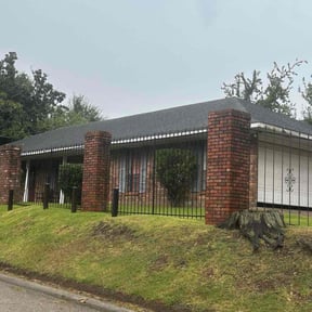 Bush Trimming by CC Services reviewed on October 23, 2025