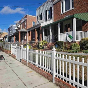 Flower Bed Weeding by Year Round Landscape reviewed on August 15, 2024