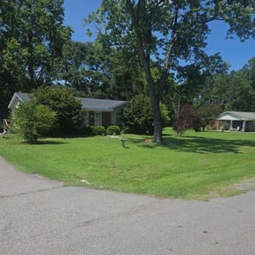 yard care by A & B Premier Lawncare reviewed on August 21, 2025