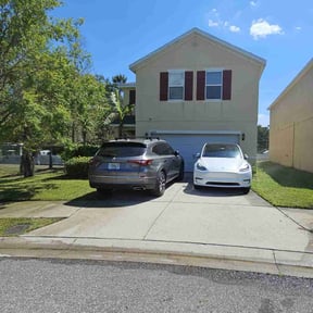 landscaping services by AR Elite Lawn & Landscaping reviewed on August 19, 2025