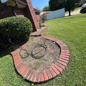 Bush Trimming by Ashmon Landscaping reviewed on November 20, 2025