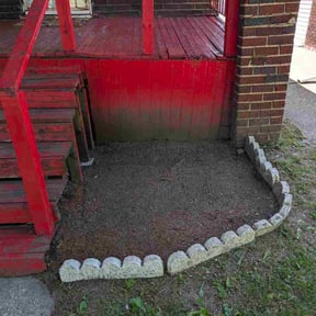 Flower Bed Weeding by Elaine Lawncare reviewed on July 16, 2026