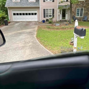 Leaf Removal by Wynstra Lawn Care LLC reviewed on September 12, 2025