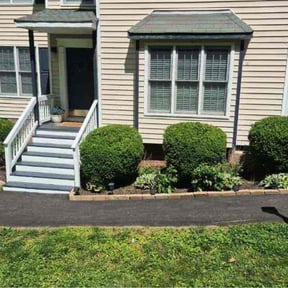 Bush Trimming by MoPro Lawn Care reviewed on April 22, 2026