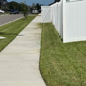 landscaping services by Green Horizon Lawn Care LLC. reviewed on December 31, 2025