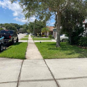 landscape maintenance by Jones' Lawn care reviewed on August 20, 2025