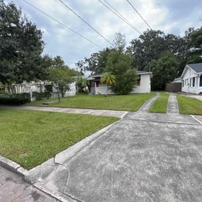 yard care by RMYE SERVICES reviewed on November 26, 2025