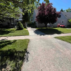 gardening service by Precise Lines Lawn Care reviewed on November 23, 2025