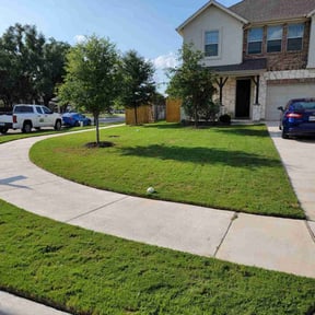 landscape maintenance by Aidens Construction reviewed on November 24, 2025