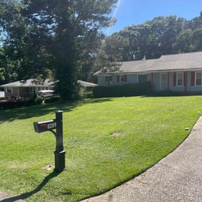 yard work by JD&#039;s Lawn Care reviewed on November 24, 2025