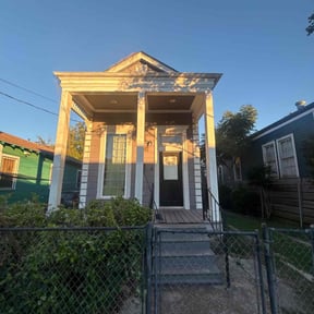 Bush Trimming by curb appeal lawn services reviewed on August 12, 2025