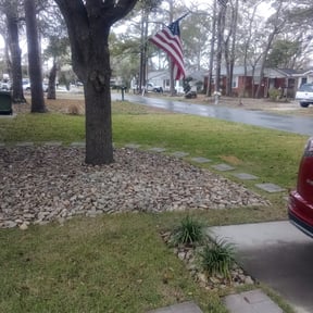 Leaf Removal by Pastures reviewed on August 16, 2025