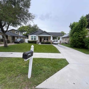residential landscaping by Andy's landscaping reviewed on August 21, 2025