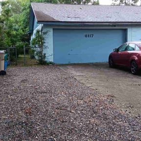 Leaf Removal by Lawn Care Co. reviewed on September 15, 2025