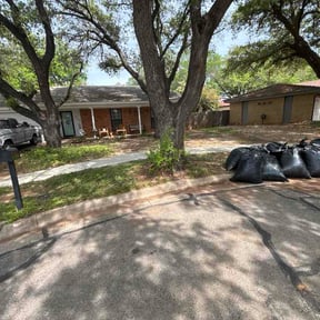 Leaf Removal by Near Me Landscaping Pro LLC reviewed on August 26, 2026