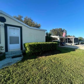 Bush Trimming by Just Cuts Lawn Care reviewed on October 22, 2025