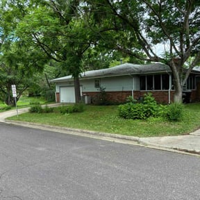 Bush Trimming by Speedy Lawn care reviewed on August 18, 2025