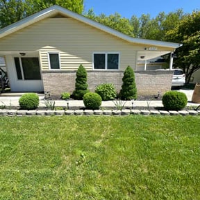 Bush Trimming by BR LawnCare reviewed on May 15, 2024