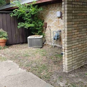 Bush Trimming by Sir Knights Lawn Care reviewed on August 19, 2025
