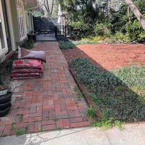 Leaf Removal by JR and Sons Lawn Service reviewed on July 30, 2026