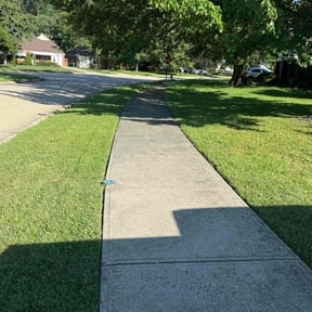 lawn maintenance by The Williams reviewed on August 18, 2025