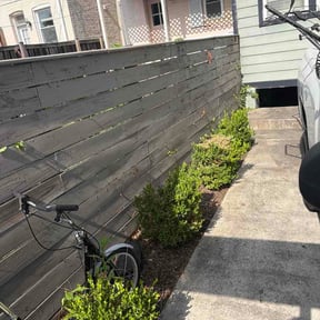 Flower Bed Weeding by Clouse Landscaping reviewed on June 13, 2026